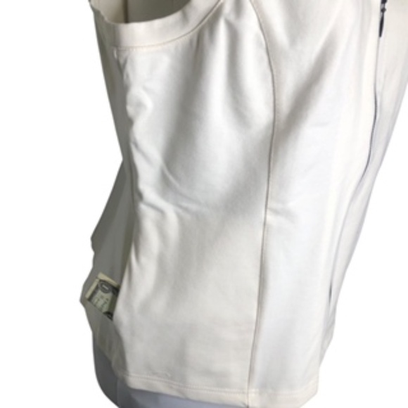 NWT Weekends by Chico's Full Front Zip Side Seam Pockets Ecru Vest Size 2 - Picture 4 of 8
